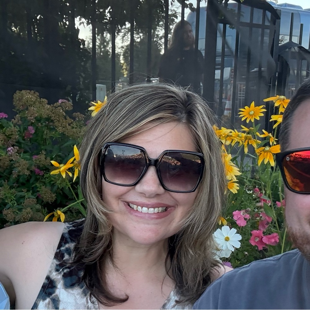 Meet your Posher, Anne